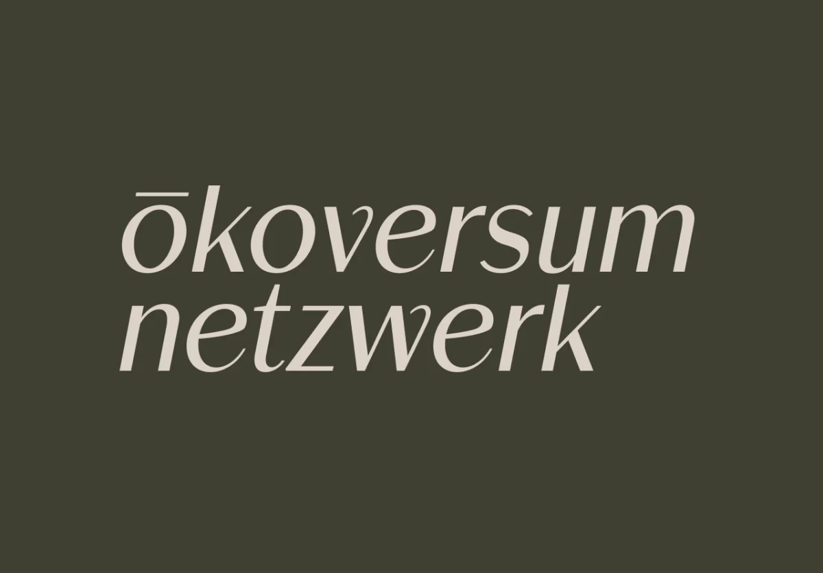 Logo Ökoversum Netzwerk für Permakultur, Gemeinschaft und nachhaltige Projekte
