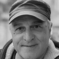 Porträt von Claude Hafner, Erfahrungsbericht zu DYMA und ganzheitlicher Begleitung