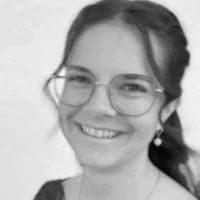 Porträt von Sheryl Bürge, Erfahrungsbericht zu EMOHA und DYMA im Alltag